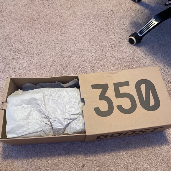 Yeezy BOOST 350 V2 BONES, size 10.5, brand new main image 7
